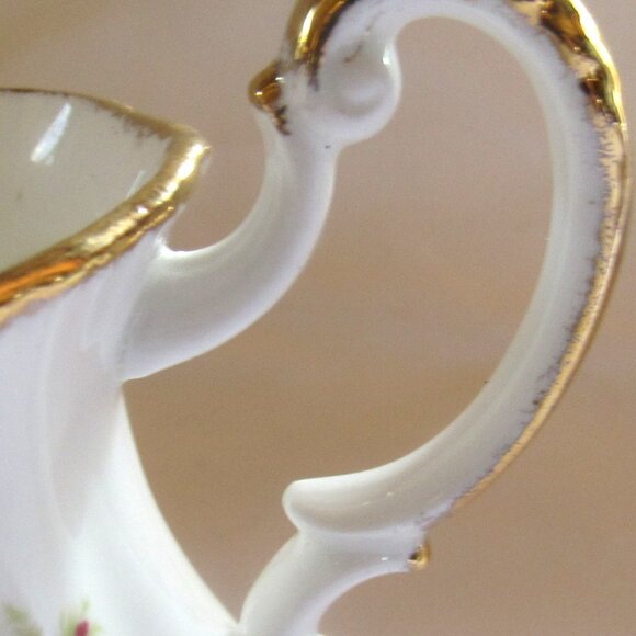 Paragon Victoriana Rose Creamer, Finest English Bone China, Brushed Gold    E111 - Picture 3 of 5